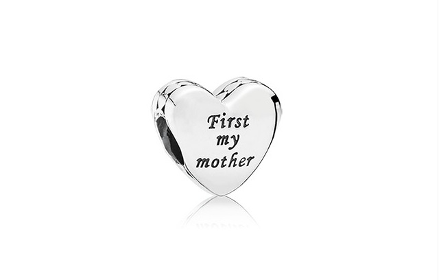 Mother's Day Gift Idea: Pandora Heart Silver Charm // Toronto Beauty Reviews